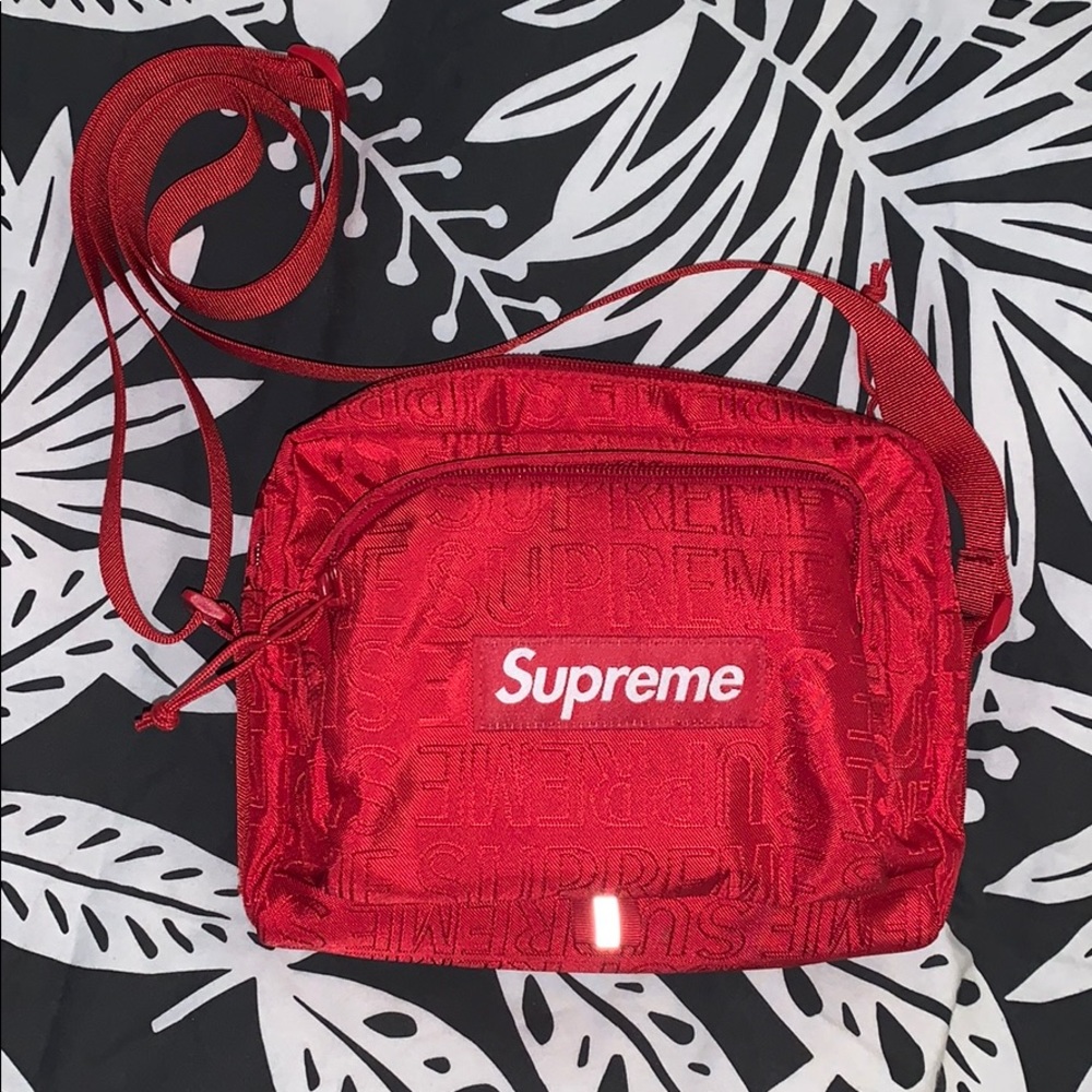 Supreme shoulder bag